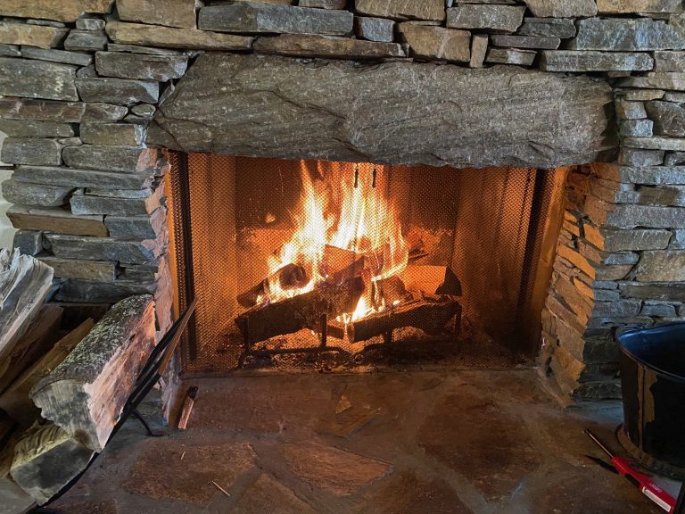 Fireplace, wood-burning, wood burning